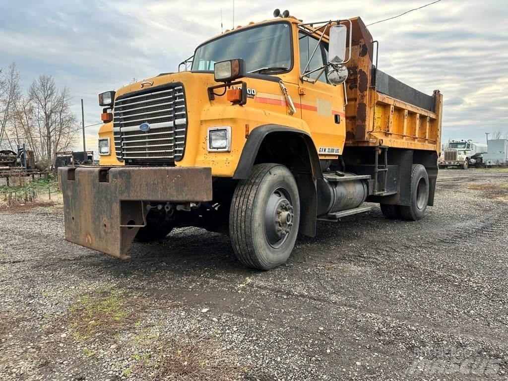 Ford L8000 Camiões basculantes