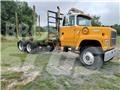 Ford L8000 Camiões de transporte de troncos