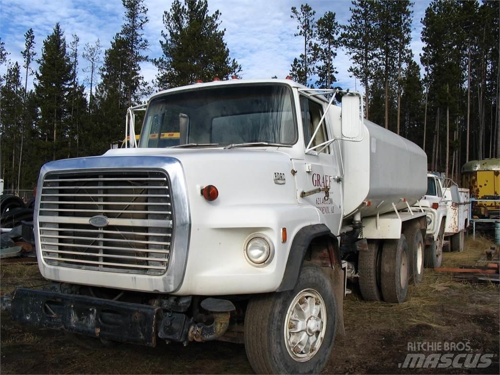 Ford LTS8000 Camiões-cisterna