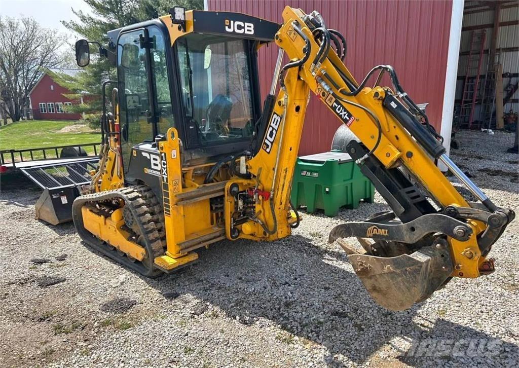 JCB 1CXT Carregadoras de direcção deslizante