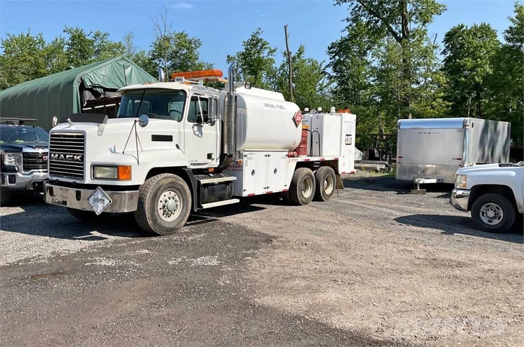 Mack CH613 Camiões-cisterna