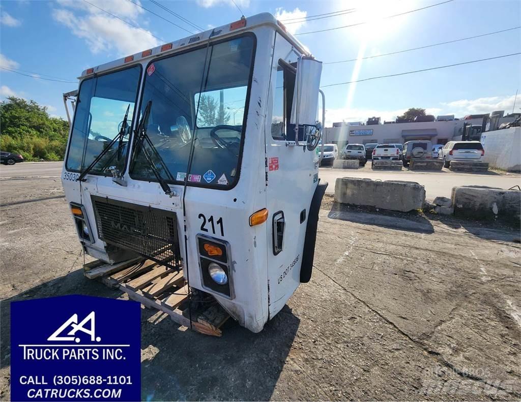Mack LE613 Transportes - Outros
