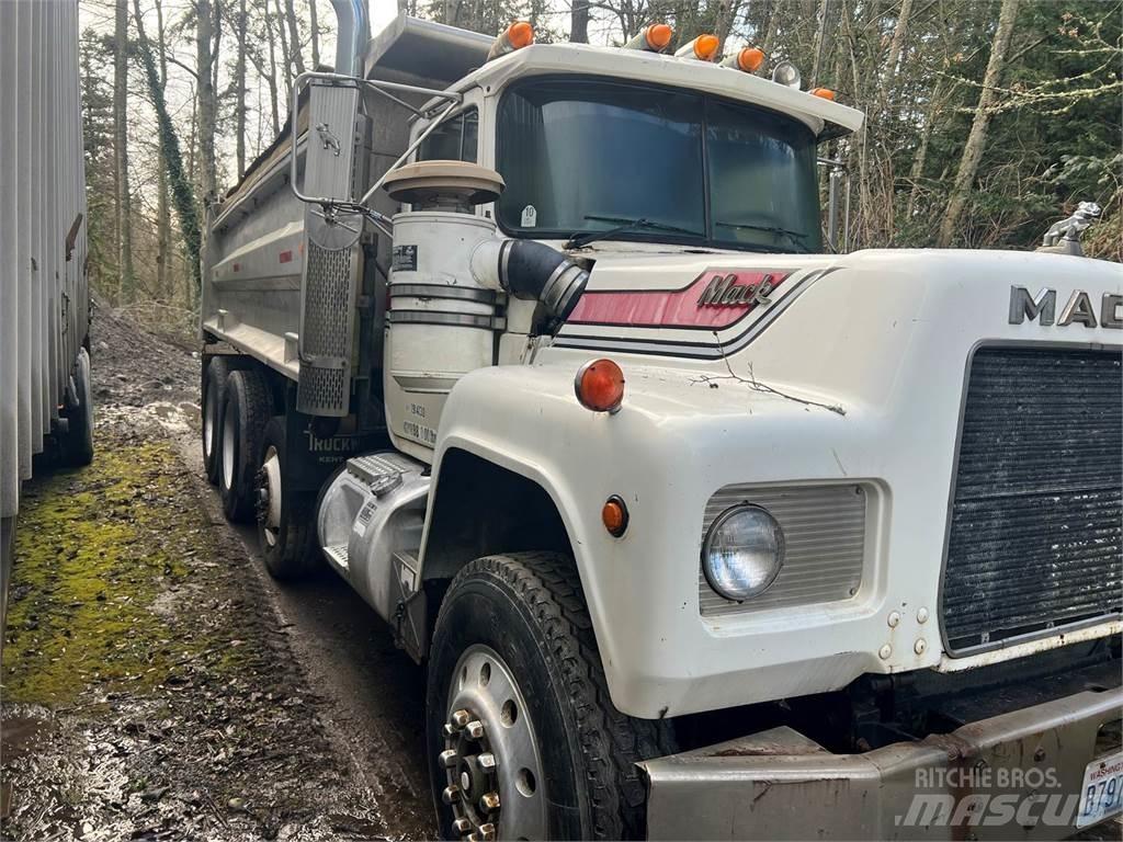 Mack RD600 Camiões basculantes