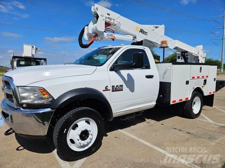 RAM 5500 Plataformas aéreas montadas em camião