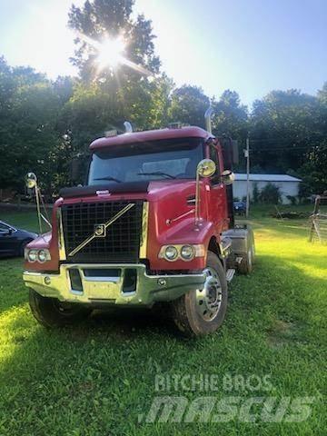 Volvo DHD Tractores (camiões)
