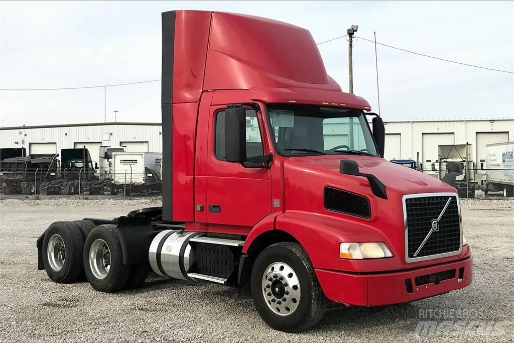 Volvo VNM Camiões de chassis e cabine