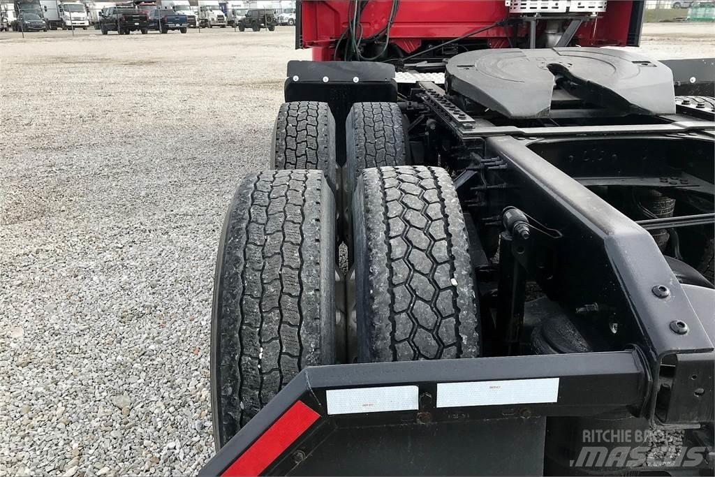 Volvo VNM Camiões de chassis e cabine