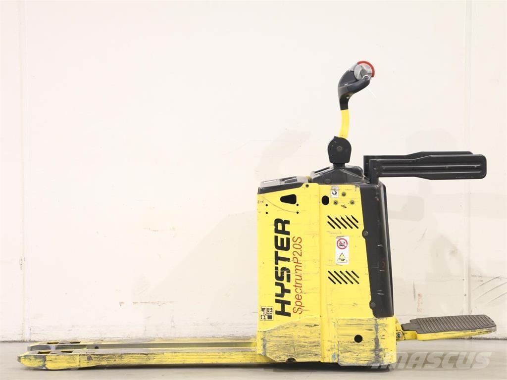 Hyster P2.0S FBW Empilhador para operador externo