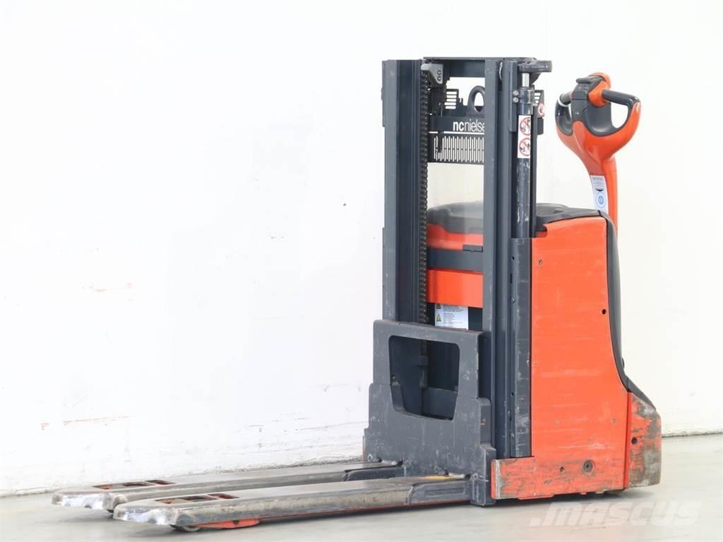 Linde D08/1160-00 Empilhador para operador externo
