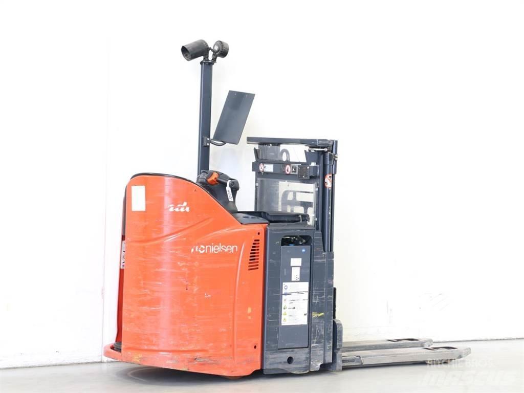 Linde L12LSP/133 Empilhador para operador externo