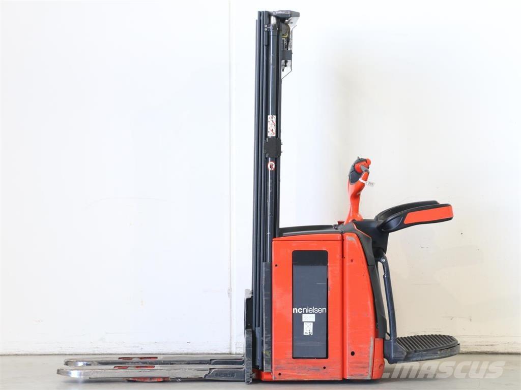 Linde L14AP/1173-01 Empilhador para operador externo