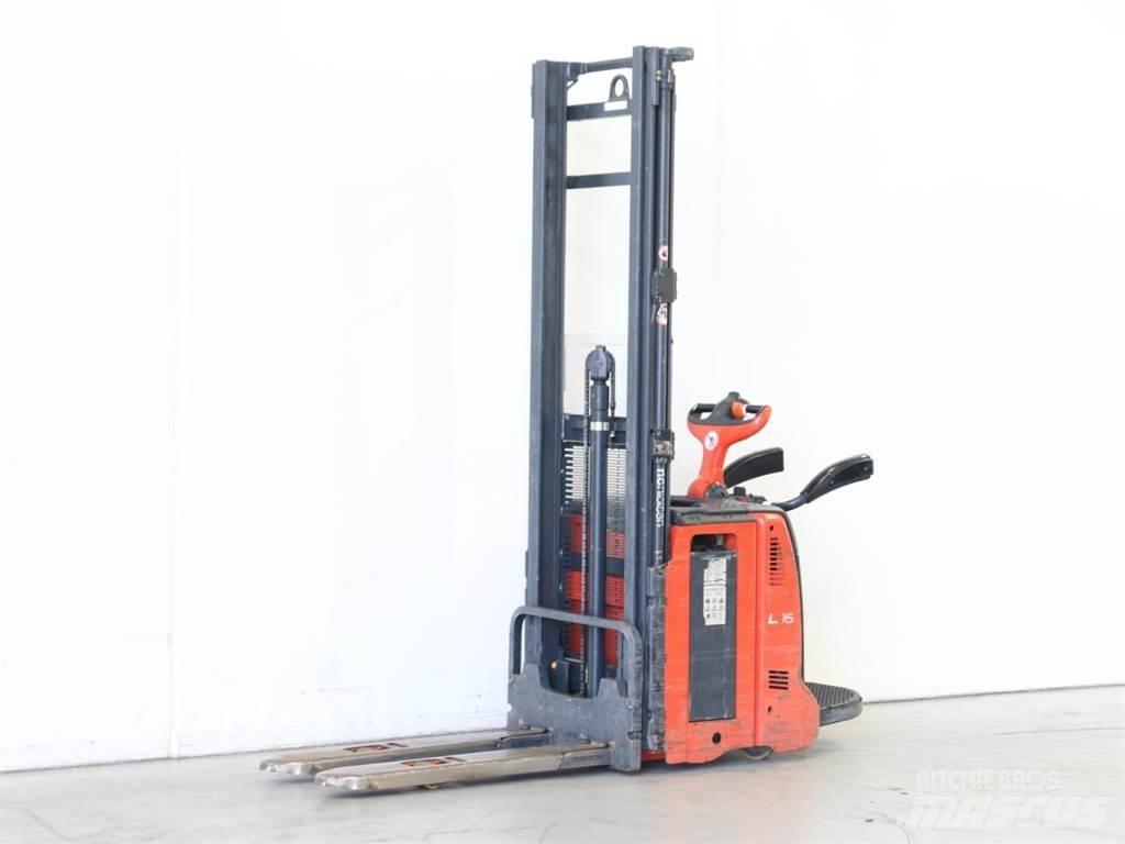 Linde L14AP/133 Empilhador para operador externo