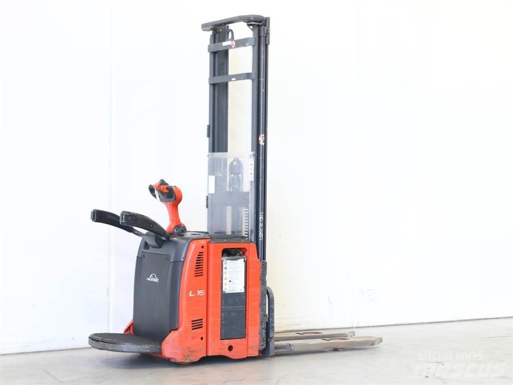 Linde L14AP/133 Empilhador para operador externo