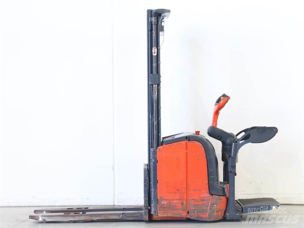 Linde L14API/372 Empilhador para operador externo