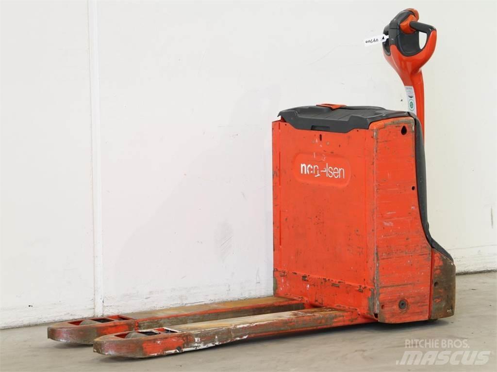 Linde T16/1152 Empilhador para operador externo