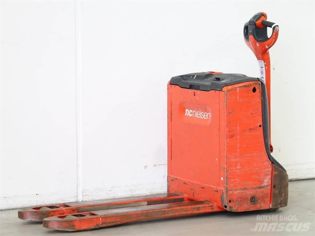 Linde T16/1152 Empilhador para operador externo