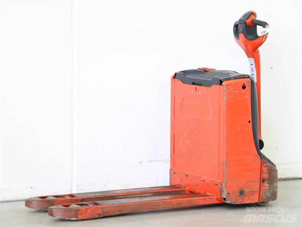 Linde T16/1152 Empilhador para operador externo