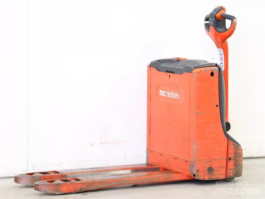 Linde T16/1152 Empilhador para operador externo
