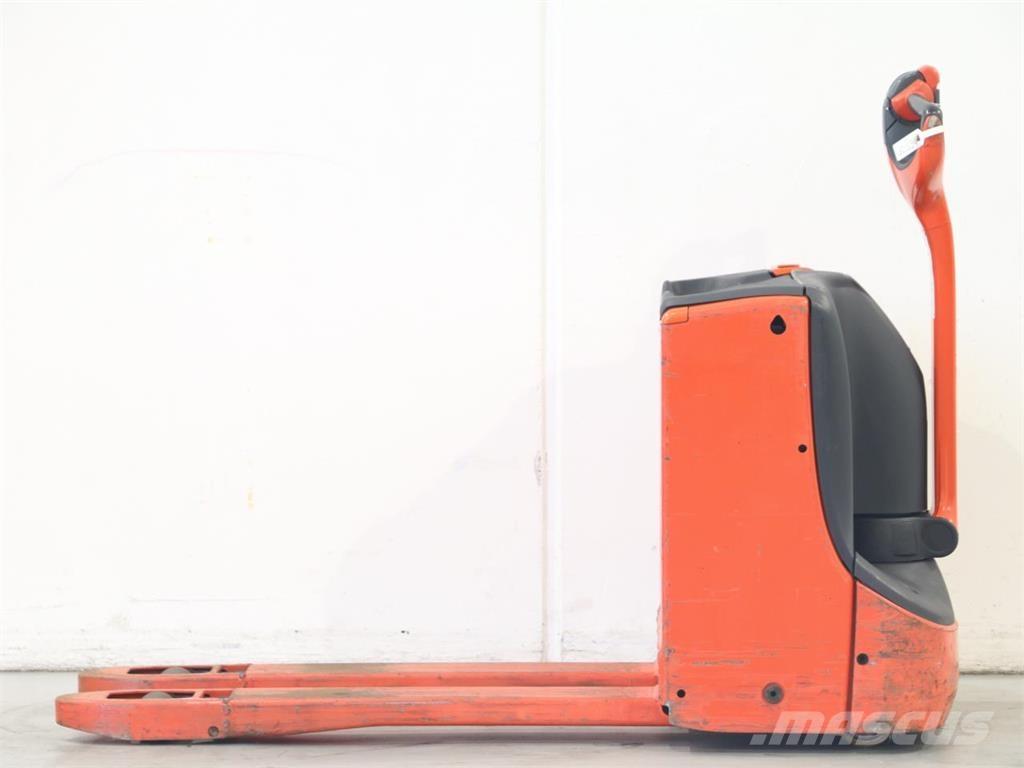 Linde T16/1152 Empilhador para operador externo