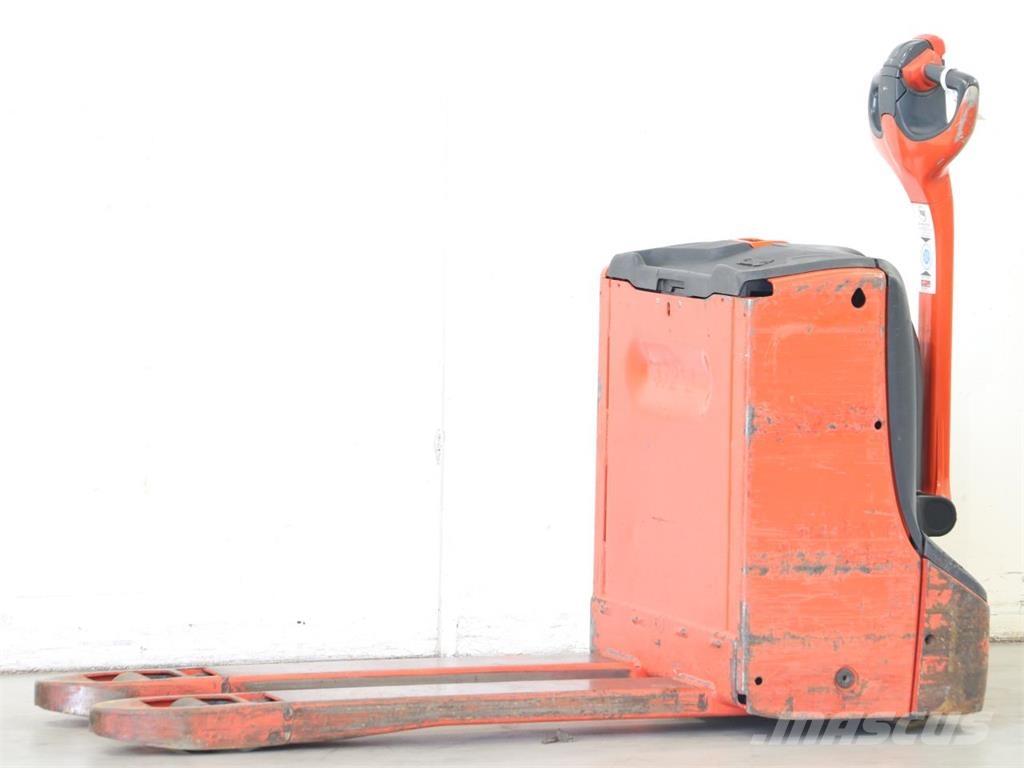 Linde T16/1152 Empilhador para operador externo