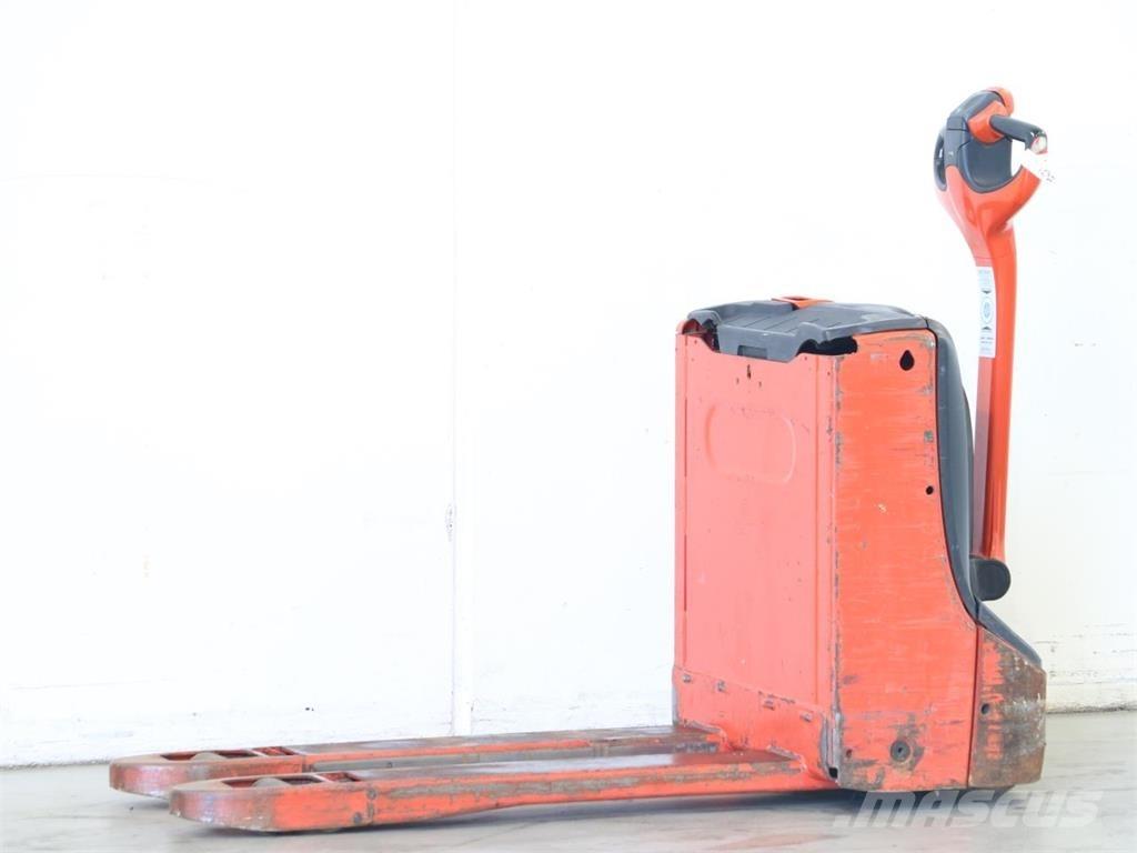 Linde T16/1152 Empilhador para operador externo