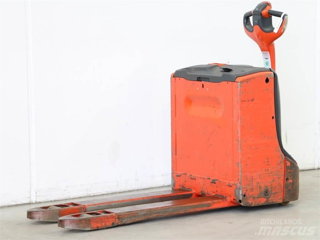 Linde T16/1152-00 Empilhador para operador externo