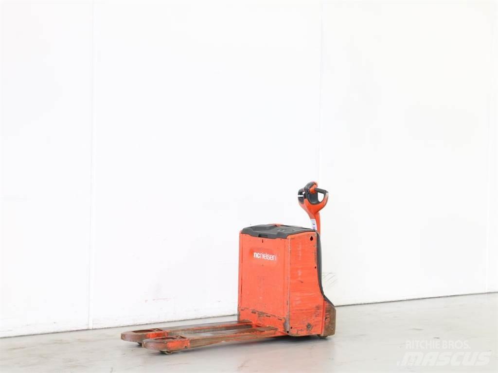Linde T16/1152-00 Empilhador para operador externo