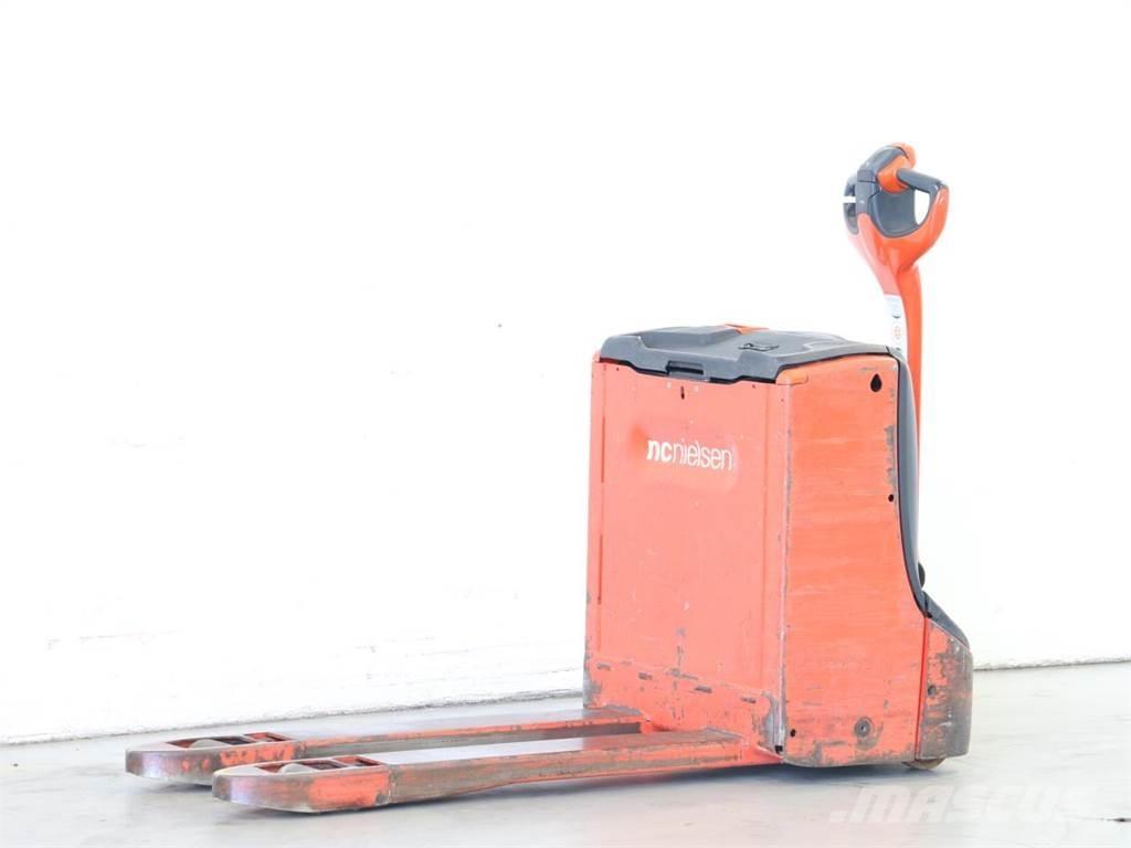 Linde T16/1152-00 Empilhador para operador externo