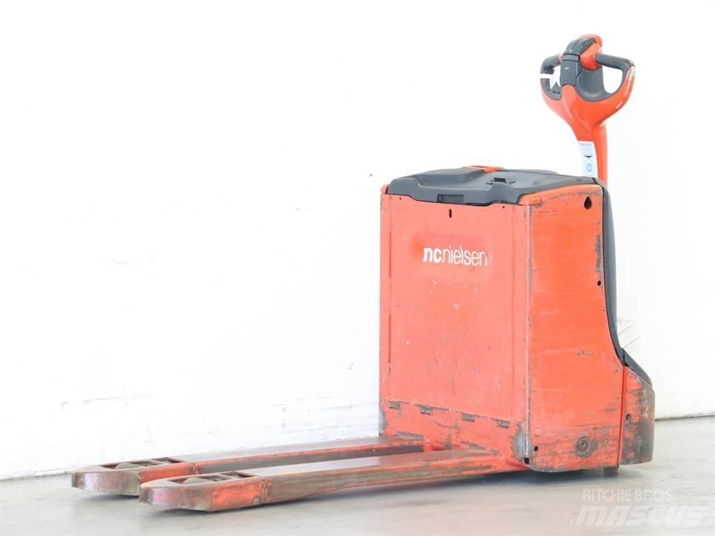Linde T16/1152-00 Empilhador para operador externo