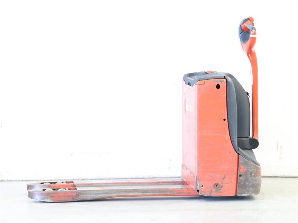 Linde T16/1152-00 Empilhador para operador externo