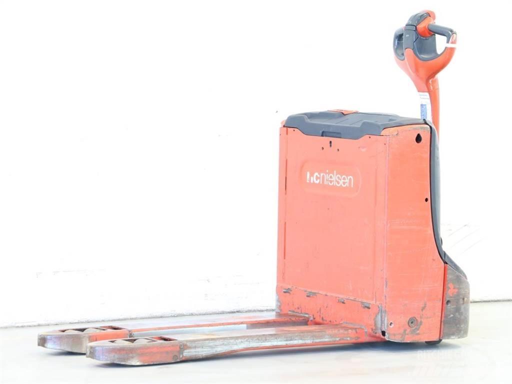 Linde T16/1152-00 Empilhador para operador externo