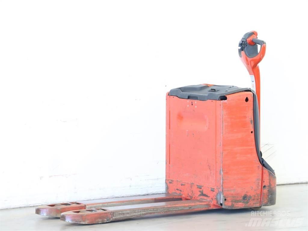 Linde T16/1152-00 Empilhador para operador externo