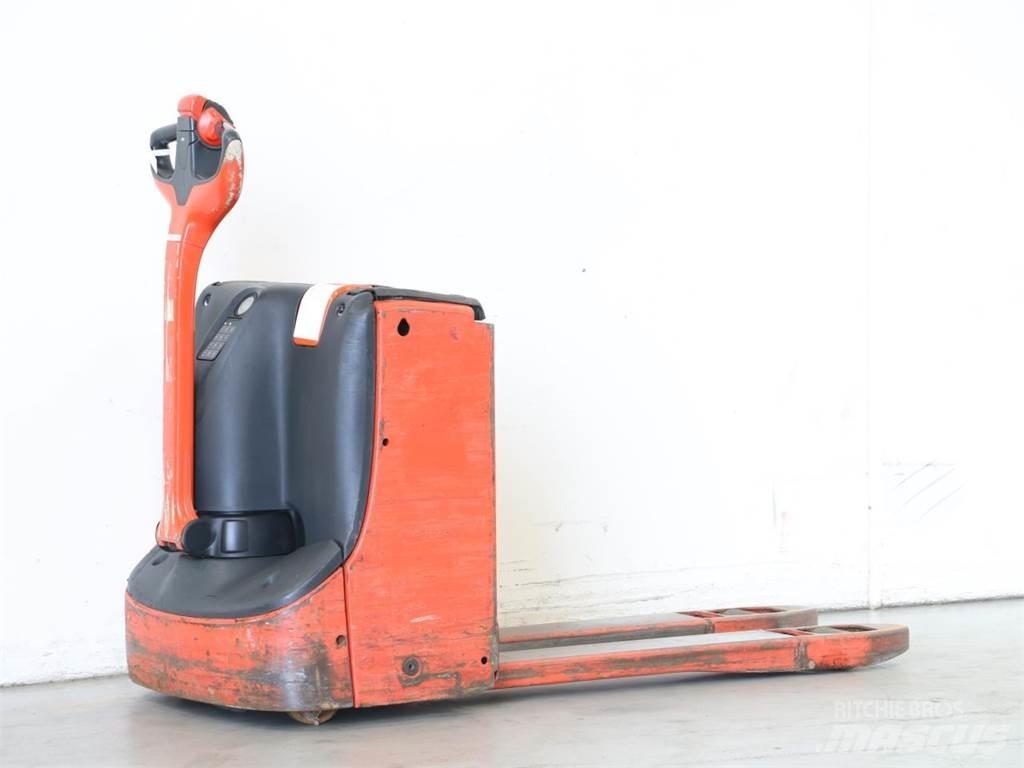 Linde T16/1152-00 Empilhador para operador externo