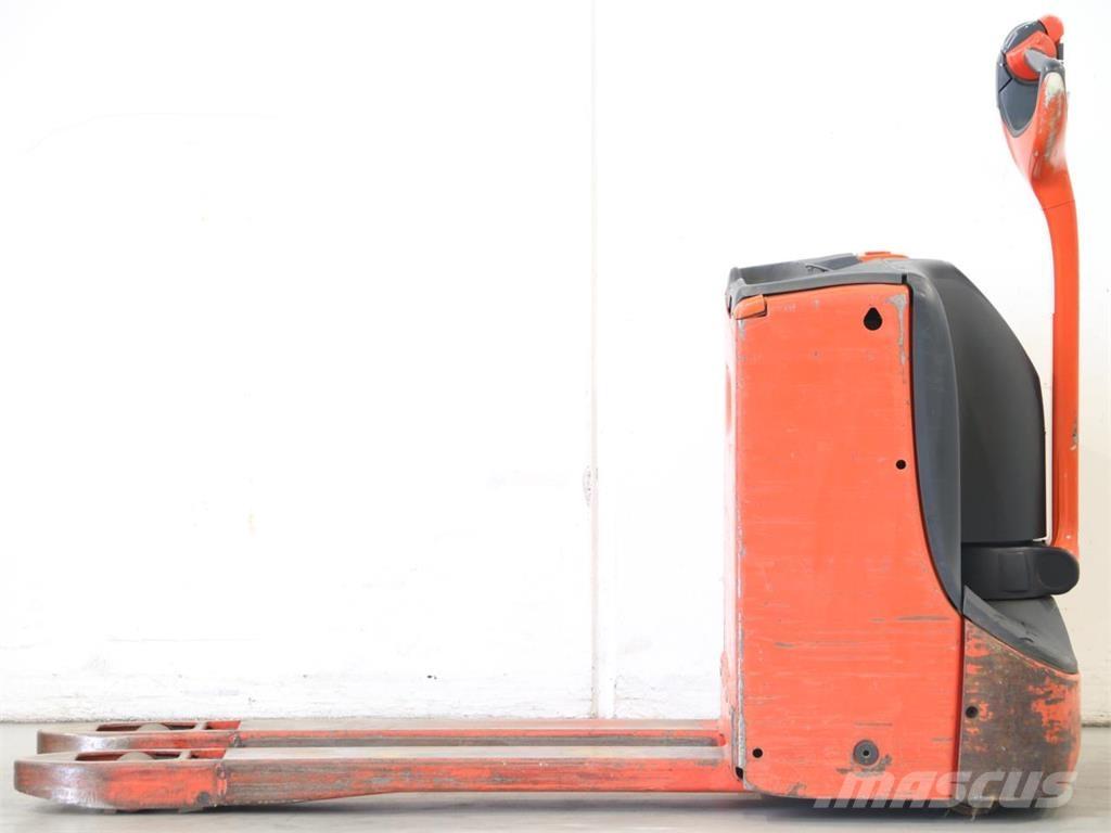 Linde T16/1152-02 Empilhador para operador externo