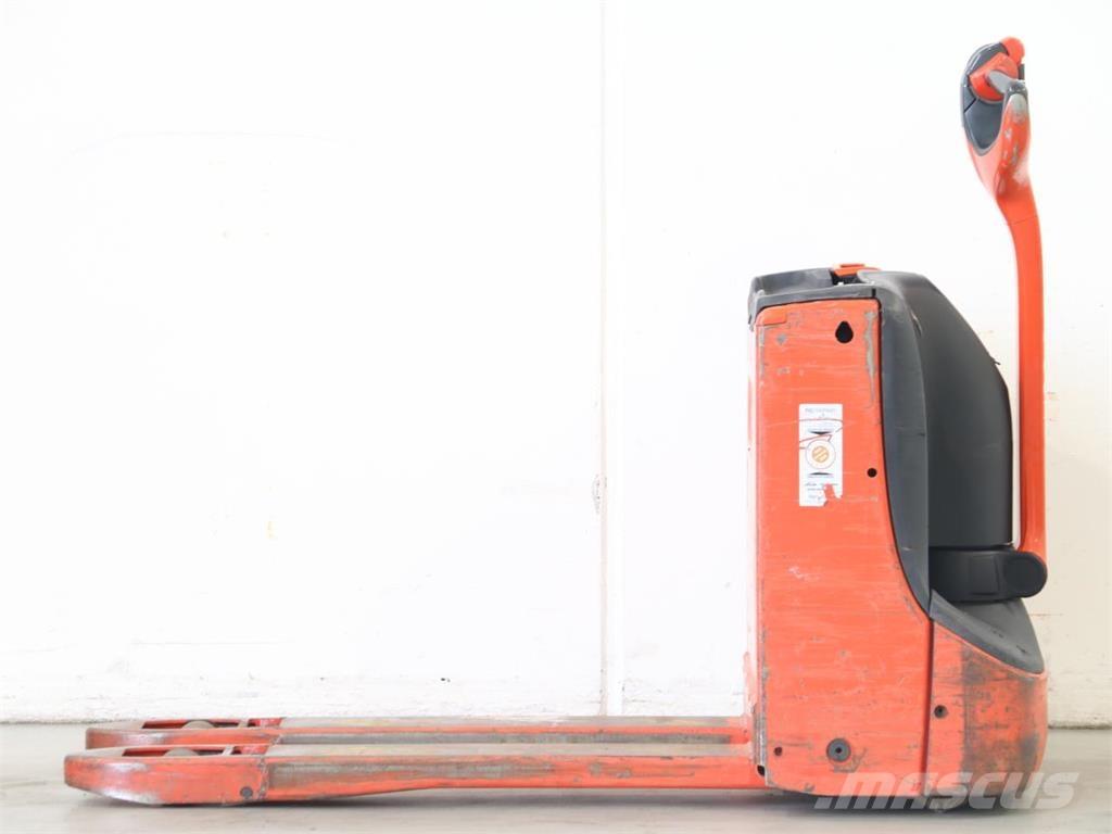 Linde T16/1152-02 Empilhador para operador externo