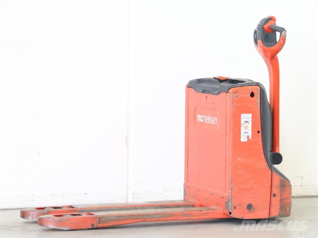 Linde T16/1152-02 Empilhador para operador externo