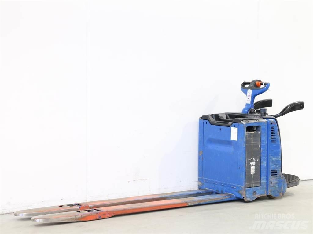 Linde T20AP/131 Empilhador para operador externo