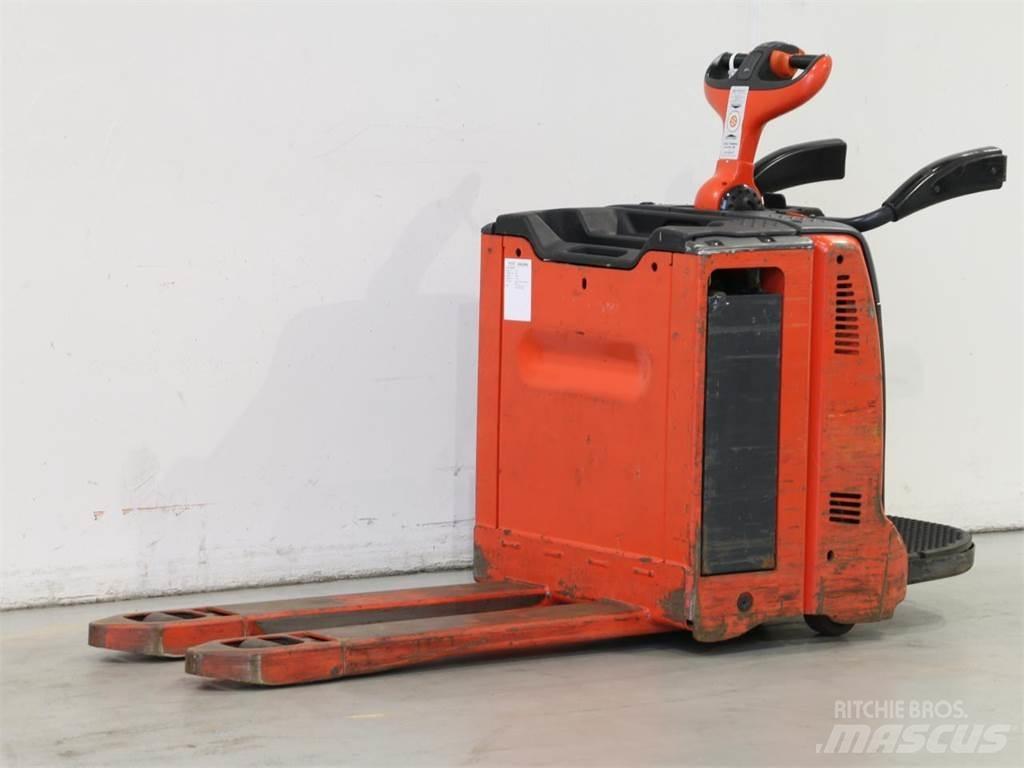 Linde T20AP/131 Empilhador para operador externo