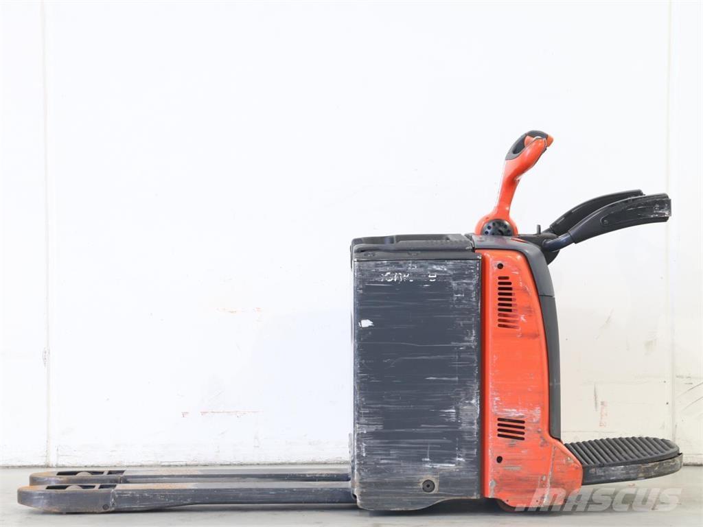 Linde T20AP/131-08 Empilhador para operador externo