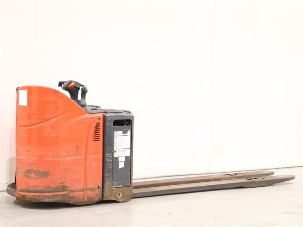 Linde T20SP/131 Empilhador para operador externo