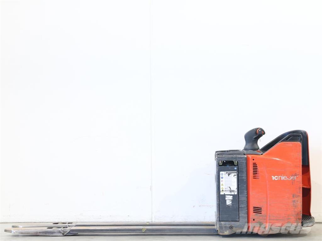 Linde T20SP/131 Empilhador para operador externo