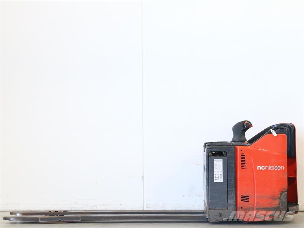 Linde T20SP/131 Empilhador para operador externo