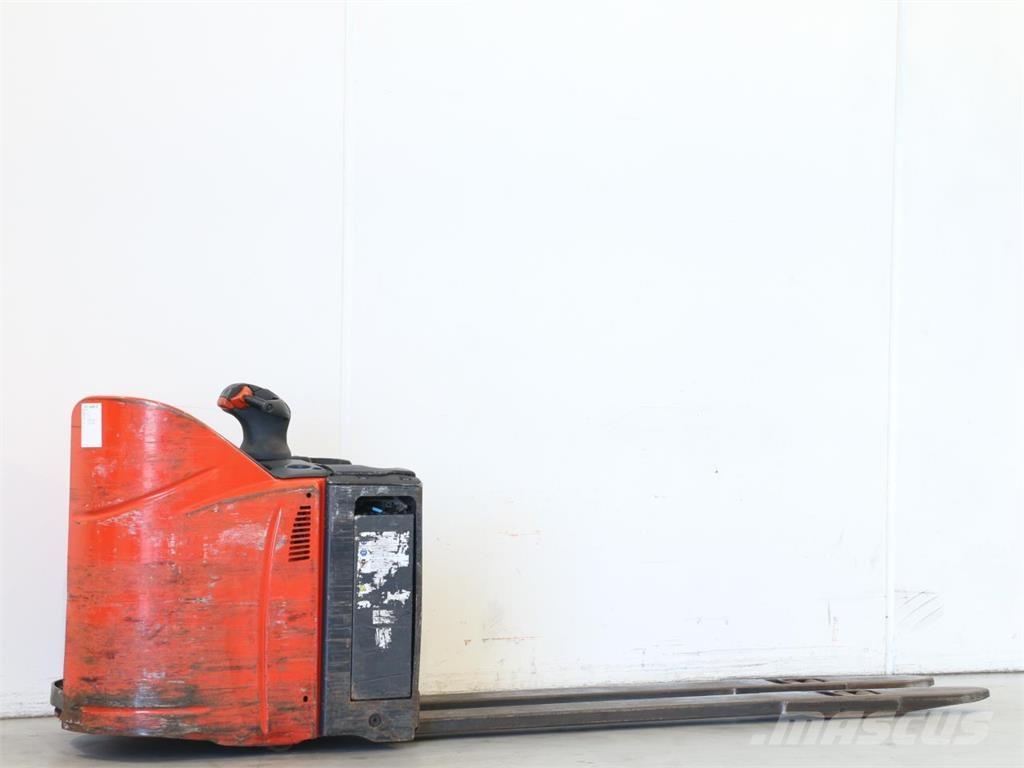 Linde T20SP/131 Empilhador para operador externo