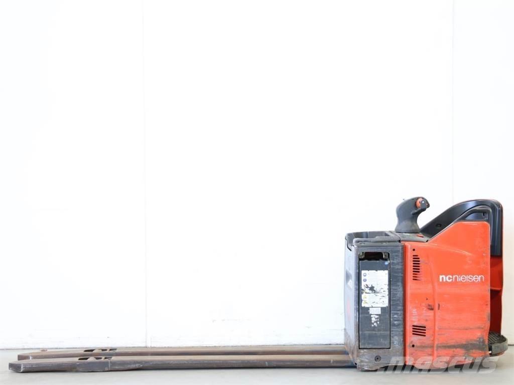 Linde T20SP/131 Empilhador para operador externo
