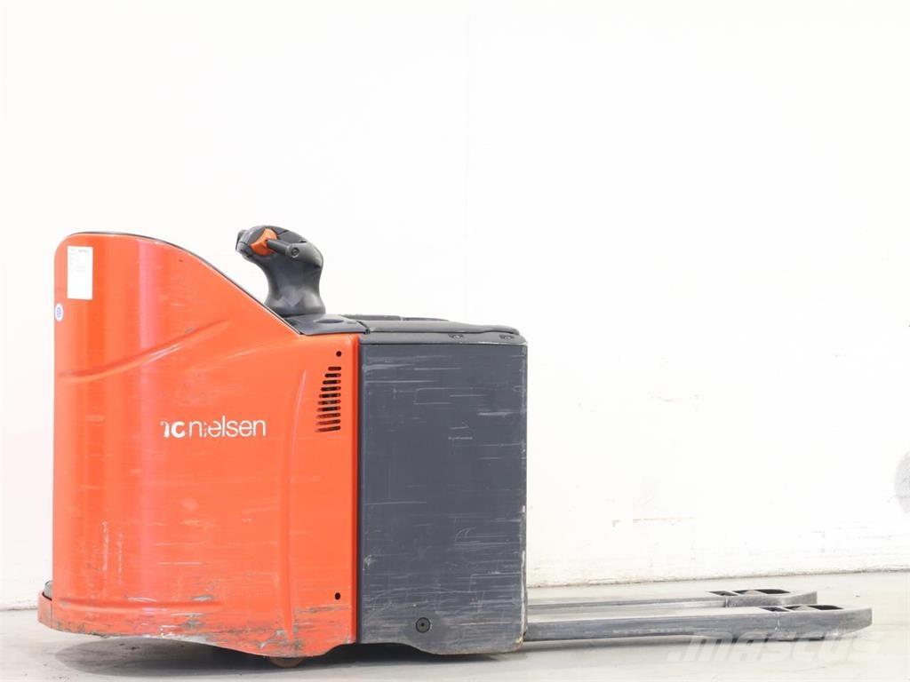 Linde T20SP/131 Empilhador para operador externo