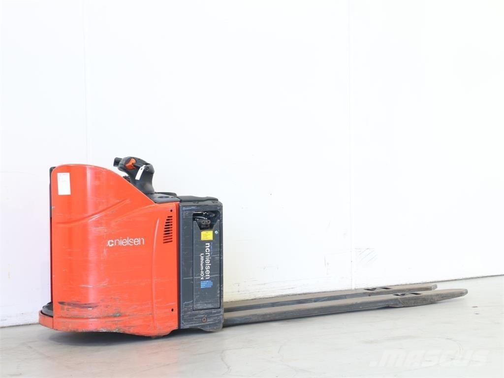 Linde T20SP/131 Empilhador para operador externo