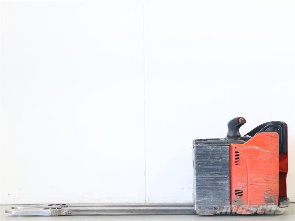 Linde T20SP/131-07 Empilhador para operador externo