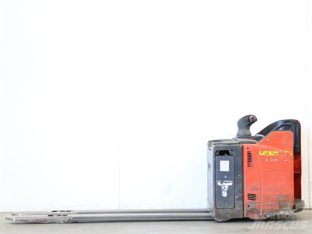Linde T20SP/131-07 Empilhador para operador externo