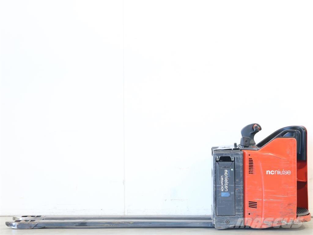 Linde T20SP/131-08 Empilhador para operador externo