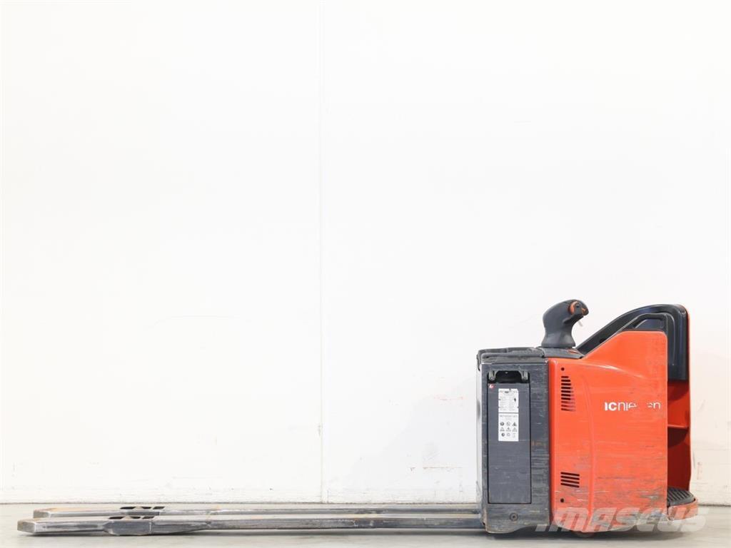 Linde T20SP/131-08 Empilhador para operador externo